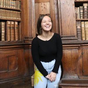 Meet your Posher, Lawren